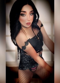 Ladyjoey - Transsexual escort in Beirut Photo 29 of 30