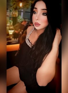 Ladyjoey - Transsexual escort in Beirut Photo 30 of 30