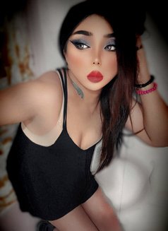Ladyjoey - Transsexual escort in Beirut Photo 28 of 30