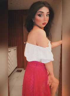 Ladyjoey - Transsexual escort in Beirut Photo 30 of 30