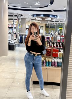 Ladymeow - Acompañantes transexual in Dubai Photo 14 of 19