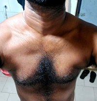 Lahiru1990 - Male escort in Colombo