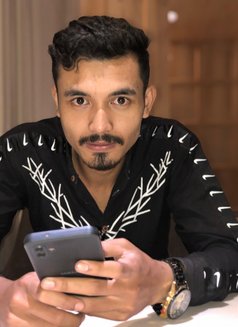 Lahore Vip Services - Acompañantes masculino in Lahore Photo 1 of 13