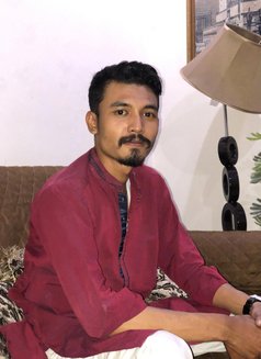 Lahore Vip Services - Acompañantes masculino in Lahore Photo 7 of 13