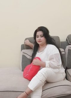 Laiba Pakistani - puta in Al Sohar Photo 3 of 3