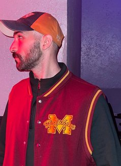 Lail - Acompañante masculino in Cairo Photo 14 of 14