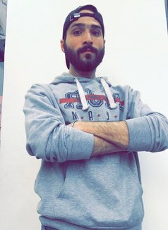 Lail - Male companion in Cairo Photo 3 of 4