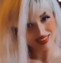 Laila - escort in Muscat