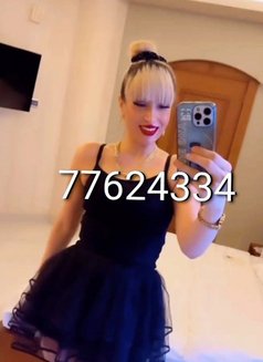 Lavin - escort in Muscat Photo 9 of 13