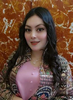 Laila Hot Beauty - escort in Dubai Photo 4 of 6