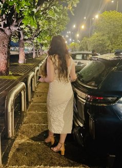 Laila - escort in Dubai Photo 1 of 4