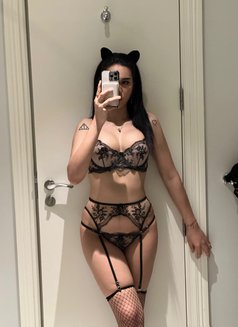 LAILA lured 🫦 - escort in Abu Dhabi Photo 9 of 9