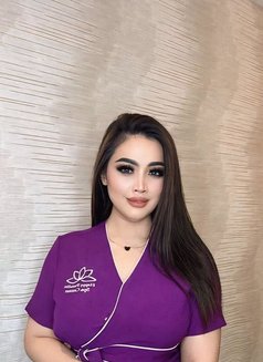 Laila Massage Professional From Thailan - puta in Riyadh Photo 7 of 7