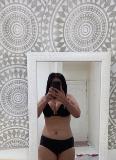 Manal Iraqi - escort in Muscat Photo 8 of 21