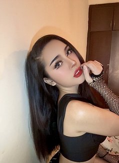 Laila one only post-op transgender - Transsexual escort in Dubai Photo 12 of 20