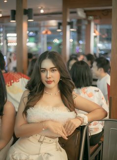 Laila one only post-op transgender - Transsexual escort in Dubai Photo 15 of 20