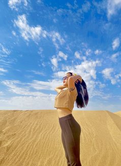 Laila one only post-op transgender - Transsexual escort in Dubai Photo 19 of 20