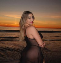 Laila - escort in Pune Photo 3 of 12