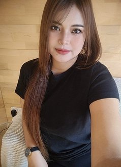 Laila - masseuse in Dubai Photo 3 of 3