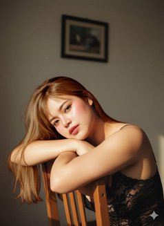 Laila - masseuse in Dubai Photo 3 of 4