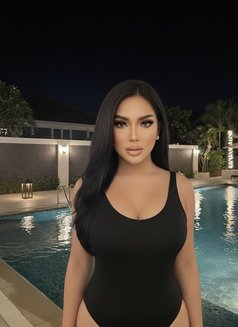 Laila - Acompañantes transexual in Dubai Photo 7 of 7