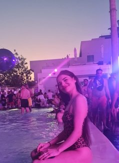 Laila21y, Hot Sexy Russian - puta in Dubai Photo 5 of 19