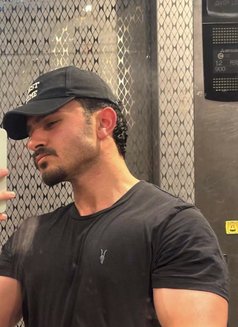 Laith (leo) - Acompañantes masculino in Dubai Photo 6 of 6