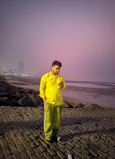 Lakki - Male escort in Mumbai Photo 2 of 2