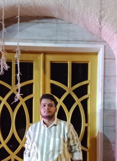 Lakki - Male escort in Mumbai Photo 3 of 3