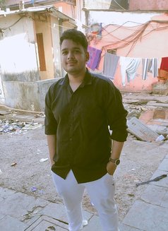 Lakki - Acompañantes masculino in Mumbai Photo 4 of 5