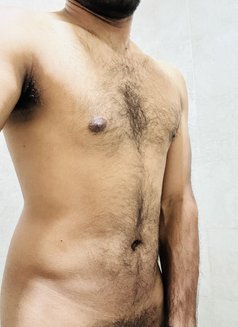 Lakmal for Lonely Ladies and Girls - Acompañantes masculino in Colombo Photo 1 of 4