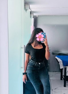 Lakshi Live Camshow/Whatsapp - puta in Colombo Photo 5 of 7