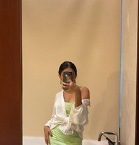 Lakshi - escort in Colombo