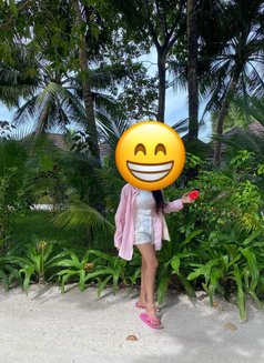 Lakshi - escort in Colombo Photo 3 of 8