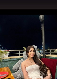 Lala - puta in Baku Photo 2 of 9