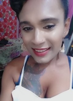 Lala Back to Mount Lavinia - Transsexual escort in Colombo Photo 6 of 7