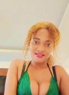 LALA FROM CAMEROON IN EAST OF KAILASH - escort in New Delhi Photo 3 of 6