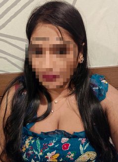 Lala - escort in Chennai Photo 7 of 8