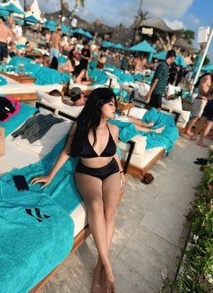 LaLa - puta in Bali Photo 3 of 11