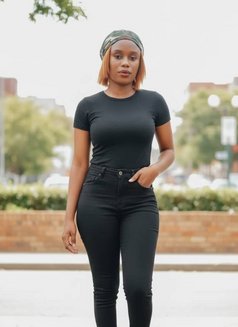 Lala - puta in Kathmandu Photo 3 of 5