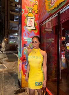 Lala Ri - Acompañantes transexual in Makati City Photo 7 of 10