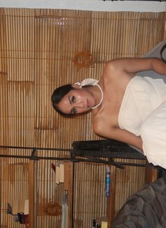 Lala Ri - Acompañantes transexual in Manila Photo 6 of 10
