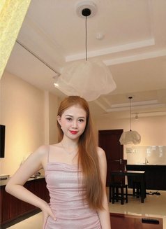 Lala - escort in Abu Dhabi Photo 1 of 1