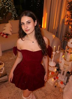 Lali - escort in Dubai Photo 4 of 6