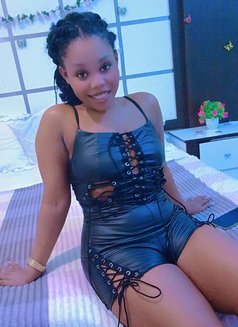 Lalian Beib - escort in Jeddah Photo 5 of 8