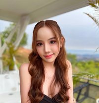 Lalin - Transsexual escort in Tokyo