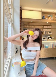 Lalisa - puta in Doha Photo 1 of 6