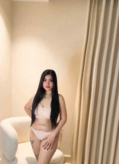 Lalisa - escort in Doha Photo 4 of 5