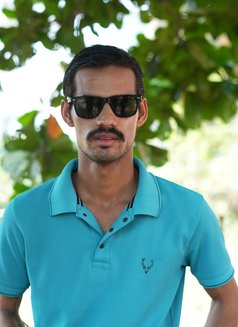 Lalit - masseur in Vadodara Photo 9 of 14