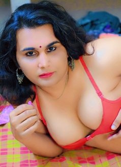 Lalithaa - Transsexual escort in Hyderabad Photo 1 of 4